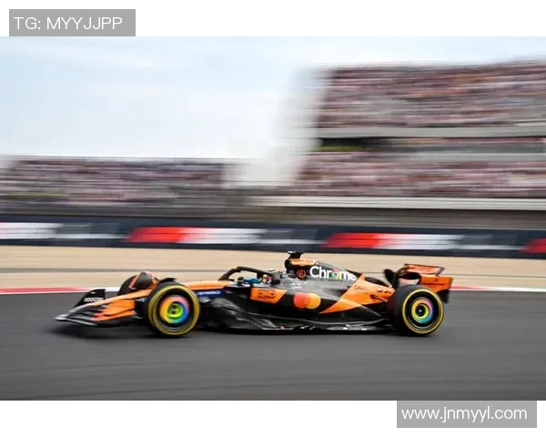F1赛车新技术在赛场应用案例与性能突破探索